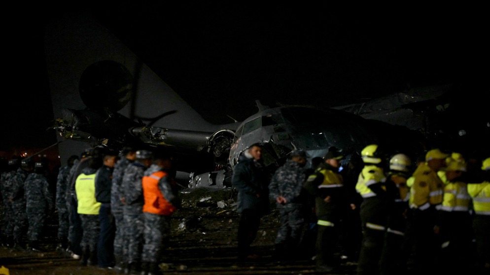 15 قتيلاً بتحطم طائرة عسكرية في بوليفيا بعد انحرافها عن المدرج