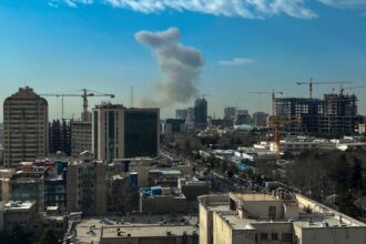 مسؤول إيراني: الرد الساحق قادم بعد هجوم إسرائيل على طهران