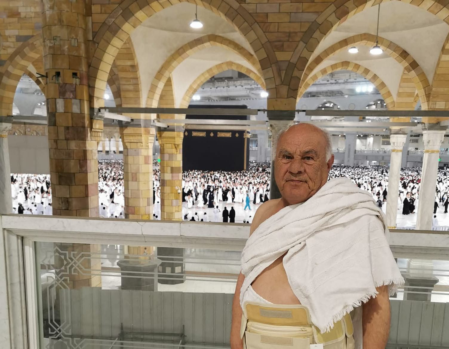 صورة حول : مراسم تشييع القامة الوطنية احمد القرعان ( ابو شهاب ) مراسم تشييع القامة الوطنية احمد القرعان ( ابو شهاب )