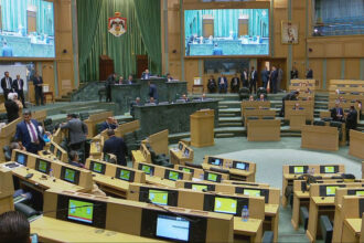 مطالب بحصر الربط بالدول العربية في قانون الغاز