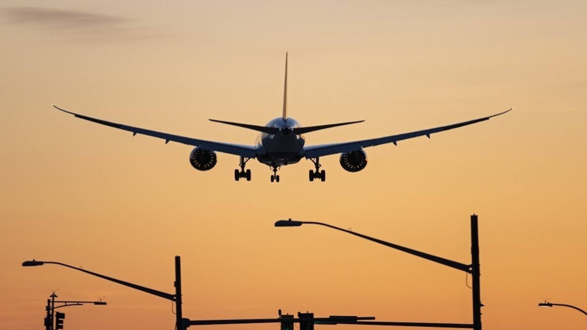 صورة حول : كندا تُبادر لإجلاء موظفيها الدبلوماسيين وعائلاتهم من إسرائيل كندا تُبادر لإجلاء موظفيها الدبلوماسيين وعائلاتهم من إسرائيل