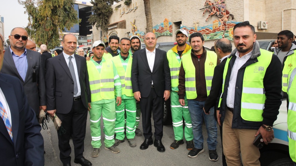 أمانة عمّان ووزارة البيئة تطلقان حملة “طريق نظيف” للحد من رمي النفايات