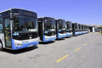 180 حافلة ضمن تطوير النقل العام في الأردن بالدفع الإلكتروني والتتبع