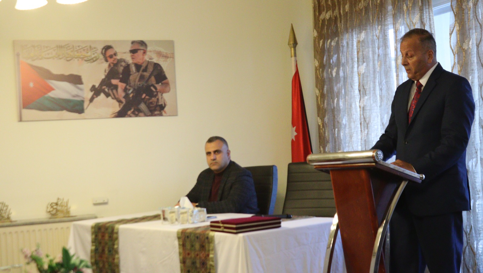 ملتقى أبناء السلط التنموي ينظم مبادرة توعوية احتفاءً بعيد الملك