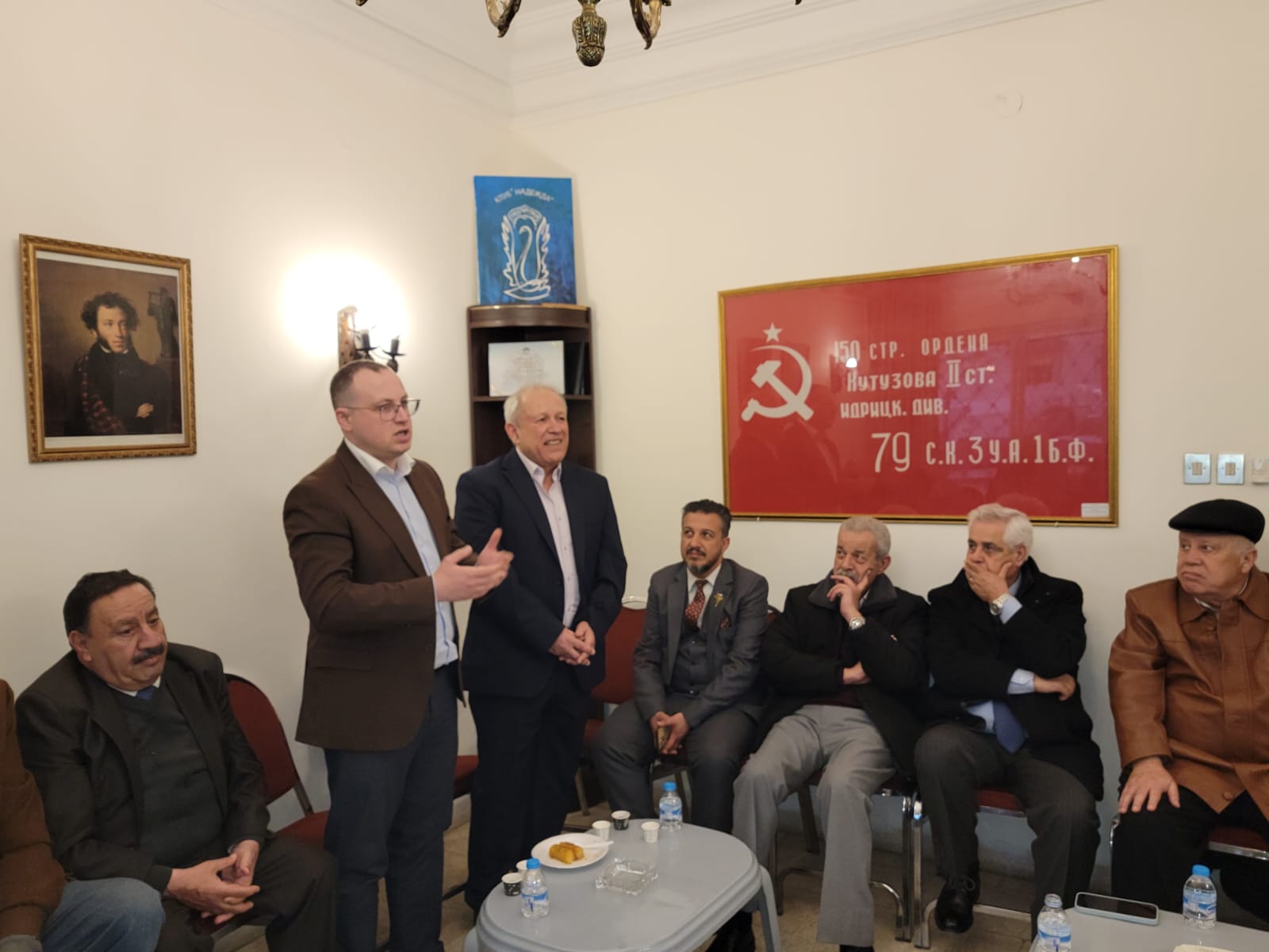 الهيئة الإدارية الجديدة لنادي ابن سينا تعرض خطتها للدورة الحالية