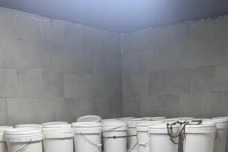 عاجل | الغذاء والدواء تضبط ١٠ أطنان حليب مجفف في مصنع ألبان