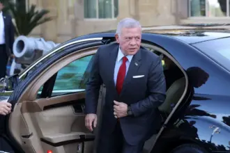 عاجل | الملك يعود إلى أرض الوطن بعد زيارة مصر