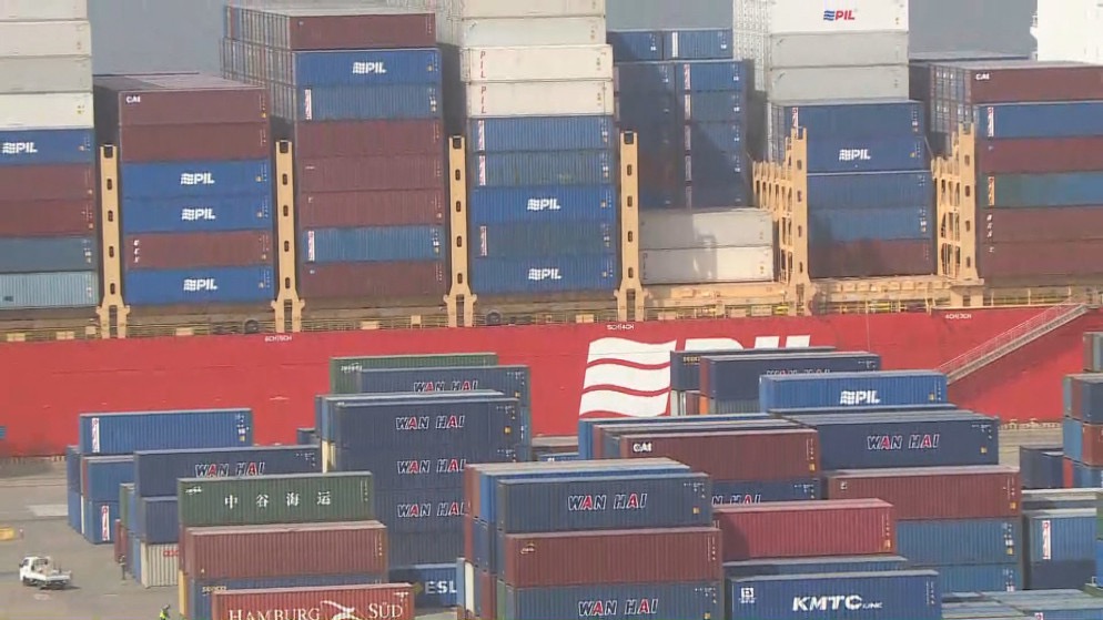 العقبة تستقبل أول سفينة تعمل بالغاز المسال