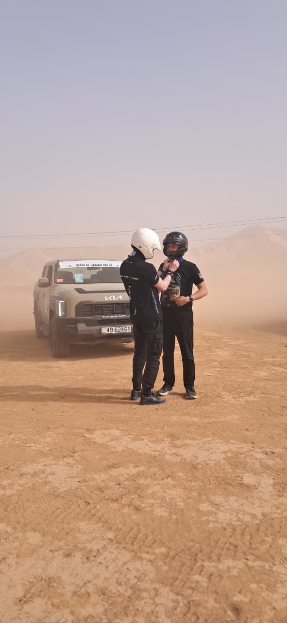 من أول مشاركة إلى منصة الصدارة… تاسمان يفرض هيبته في أصعب مراحل الرالي