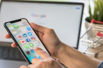 دراسة: 90% من الأردنيين يؤيدون سن تشريع لحماية الأطفال من وسائل التواصل والذكاء الاصطناعي