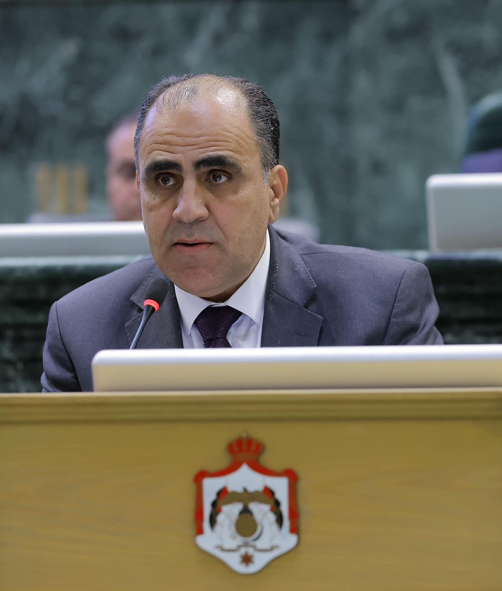 بني هاني: قرار سوريا أربك النقل وزاد الكلف