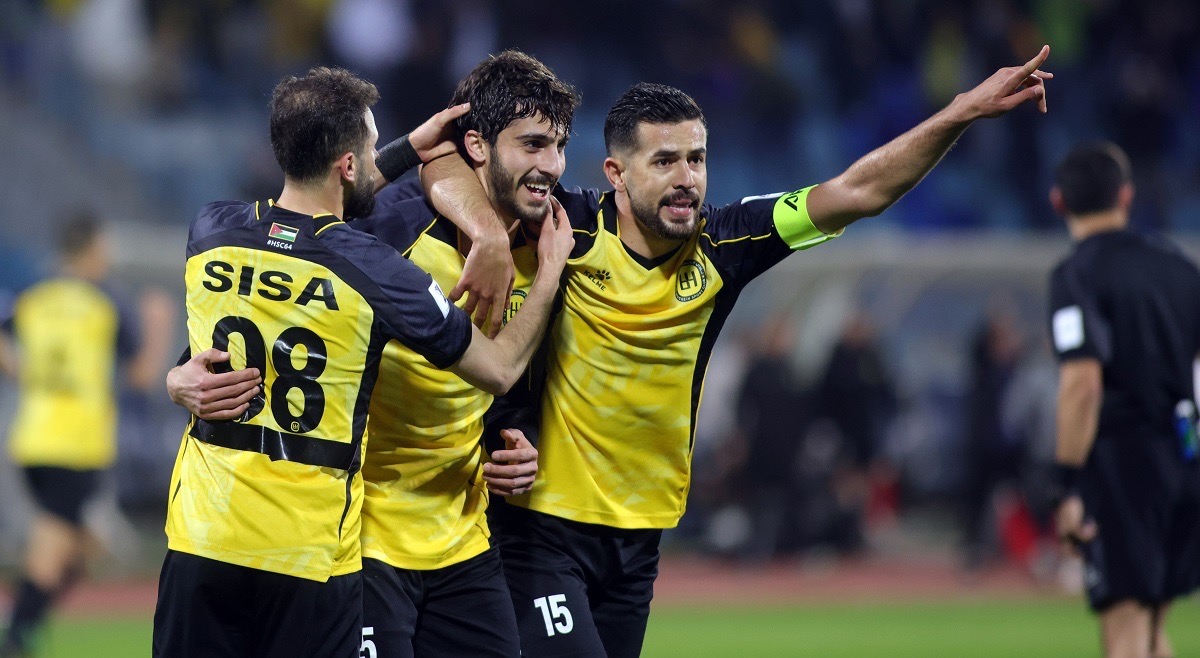 صورة حول : فوز تاريخي يقود الحسين إلى دور الثمانية آسيويا فوز تاريخي يقود الحسين إلى دور الثمانية آسيويا