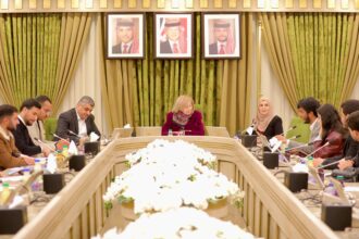 النجار: ترسيخ ثقافة المشاركة لدى الأجيال الناشئة أساس لتطوير الحياة السياسية