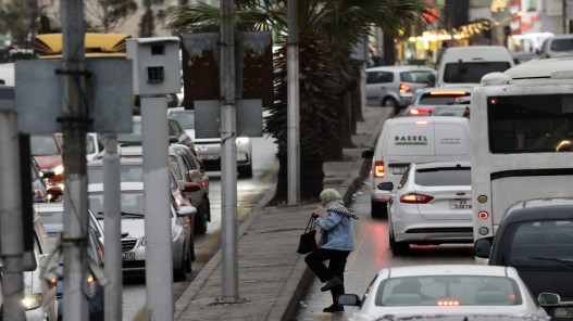 استطلاع جديد للموظفين حول خيار الدوام 4 أيام بدل 5 أيام في القطاع العام