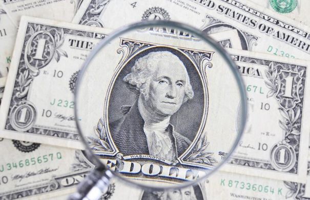 صورة حول : العجز التجاري الأمريكي يلامس عتبة تريليون دولار في 2025 العجز التجاري الأمريكي يلامس عتبة تريليون دولار في 2025