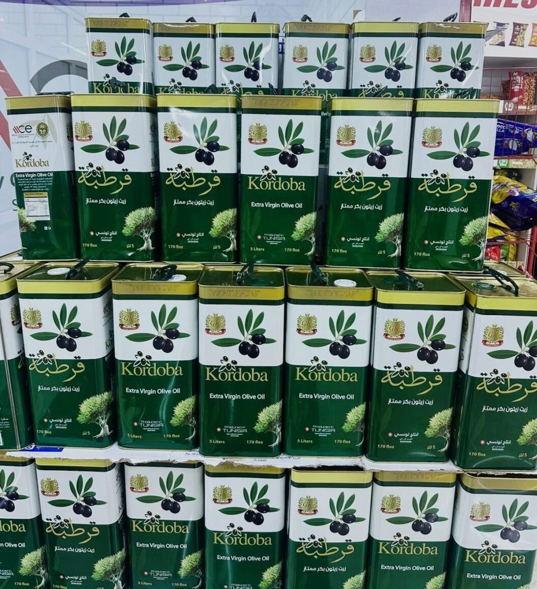 استمرار توفر زيت الزيتون التونسي بالأسواق المحلية