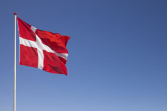 الدنمارك تحتجز سفينة إيرانية خاضعة لعقوبات أميركية لعدم تسجيلها بشكل صحيح