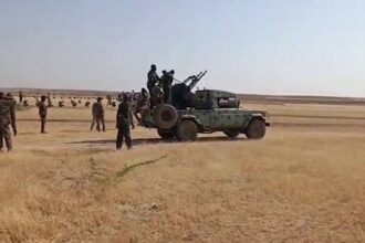 تصعيد دموي في السودان: الجيش يسقط 3 مسيّرات ونازحون يتدفقون نحو إثيوبيا