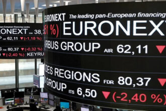 المؤشرات الأوروبية تغلق على مكاسب أسبوعية بعد بيانات اقتصادية وأرباح قوية