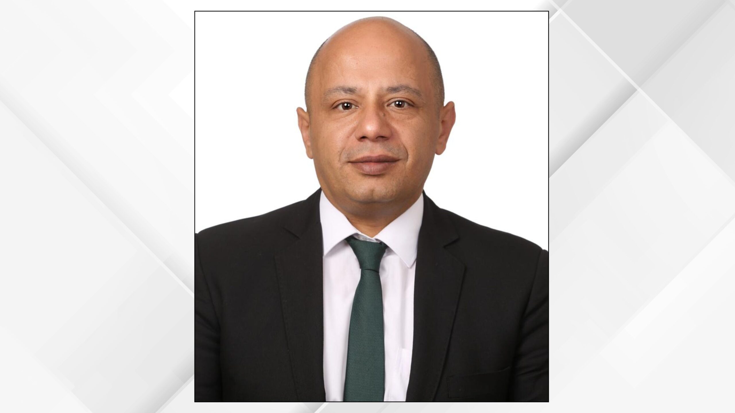 صورة حول : العليمات يفوز بمنصب أمين عام مجمع النقابات لدورة 2026–2029 العليمات يفوز بمنصب أمين عام مجمع النقابات لدورة 2026–2029