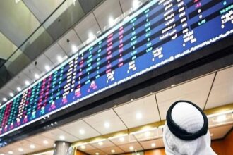 تراجع جماعي للبورصات الخليجية والمصرية