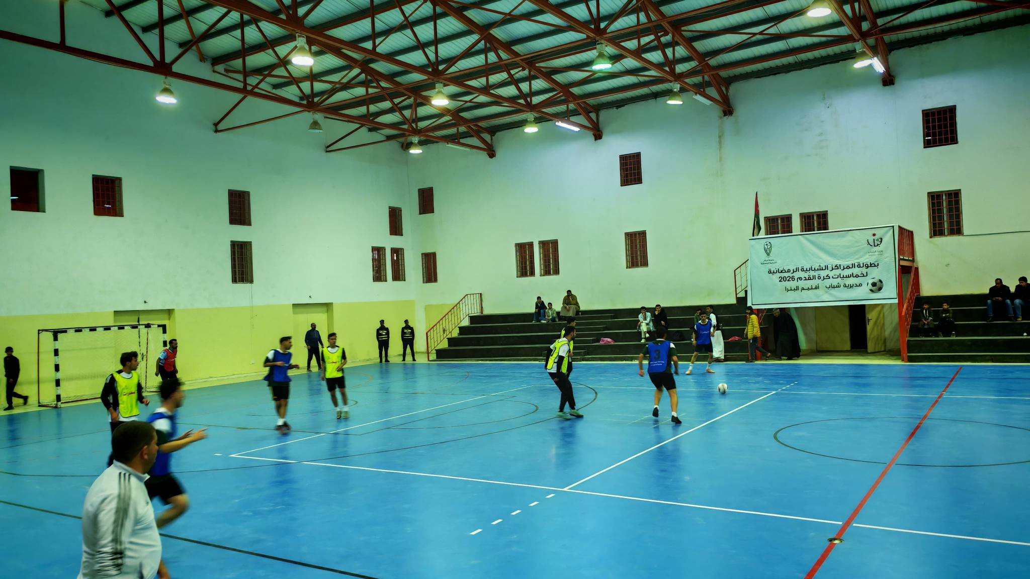 صورة حول : انطلاق بطولات المراكز الشبابية الرمضانية لخماسيات كرة القدم في البترا ومعان انطلاق بطولات المراكز الشبابية الرمضانية لخماسيات كرة القدم في البترا ومعان