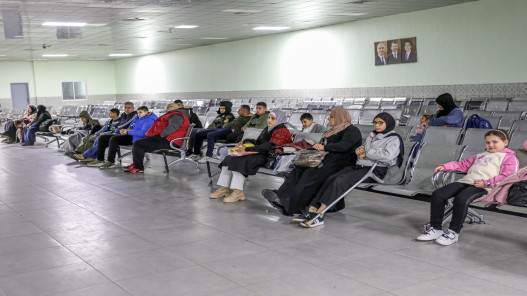 صورة حول : عودة دفعة جديدة من أطفال غزة بعد استكمال العلاج في المستشفيات الأردنية عودة دفعة جديدة من أطفال غزة بعد استكمال العلاج في المستشفيات الأردنية