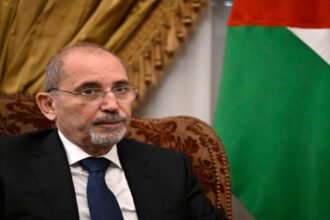 الصفدي يبحث مع غوتيريش تعزيز الدعم الإنساني لغزة