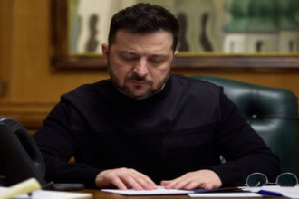 زيلينسكي: محادثات آذار قد تمهد لانتقال المفاوضات إلى مستوى القادة