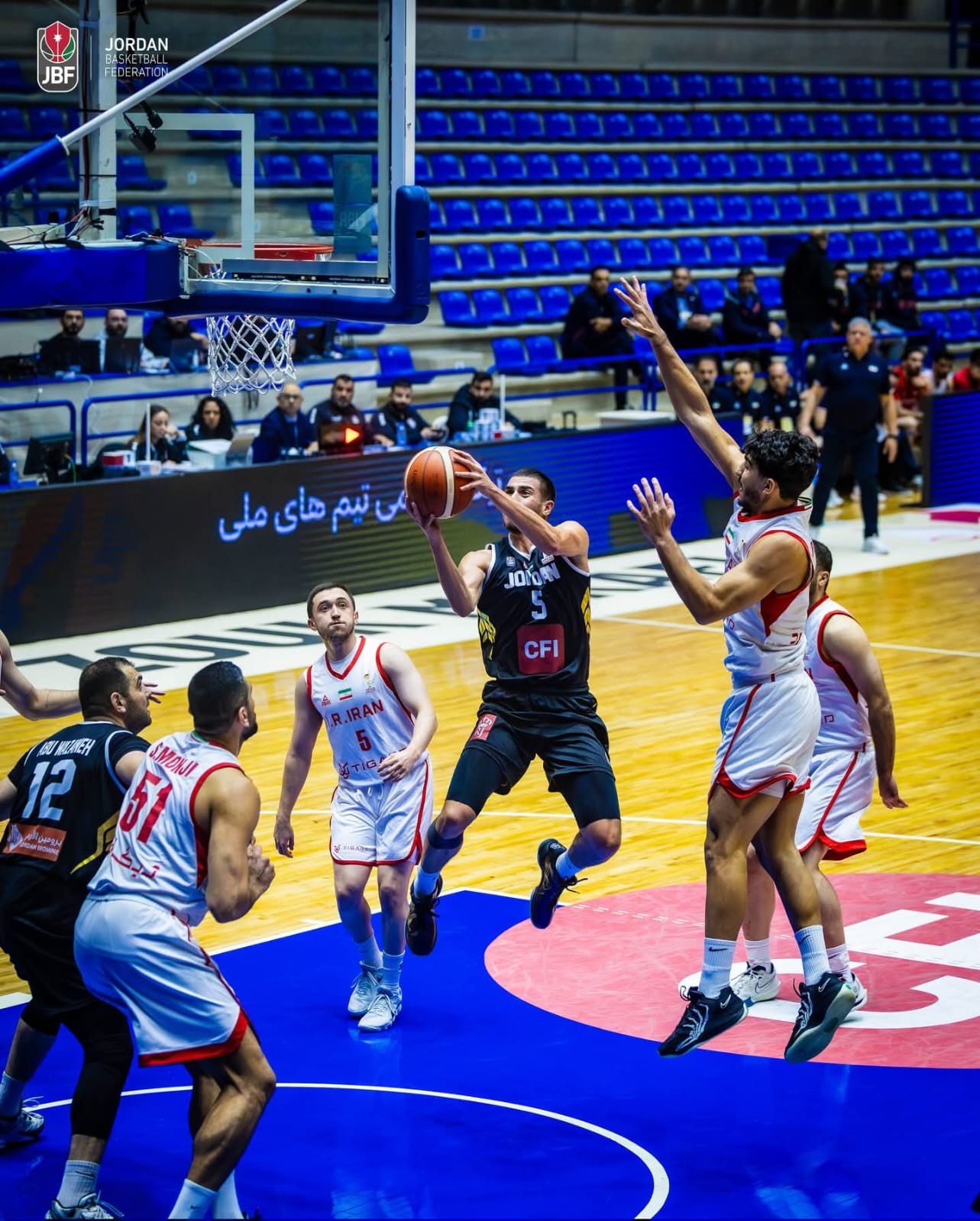 المنتخب الوطني لكرة السلة يتفوق على إيران 73-60 في تصفيات كأس العالم