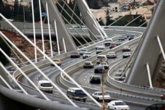 انتحار حدث من أعلى جسر عبدون