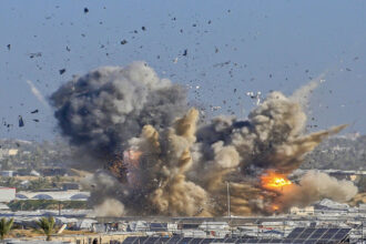 استشهاد فلسطيني وتصاعد الغارات الإسرائيلية على غزة