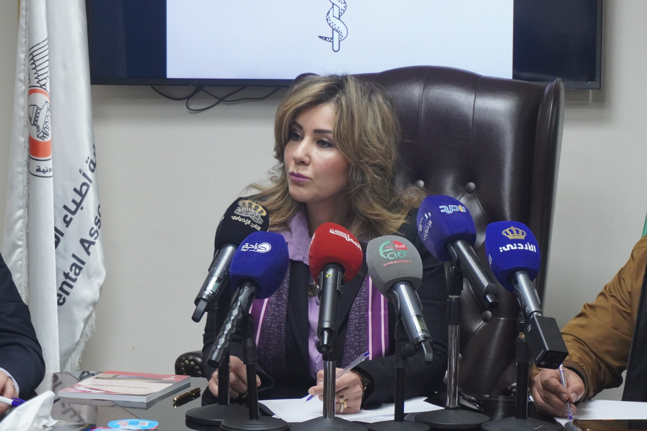 بالصور والفيديو… الأسمر: إغلاق 80 مركزا وملاحقة منتحلي صفة طبيب الأسنان