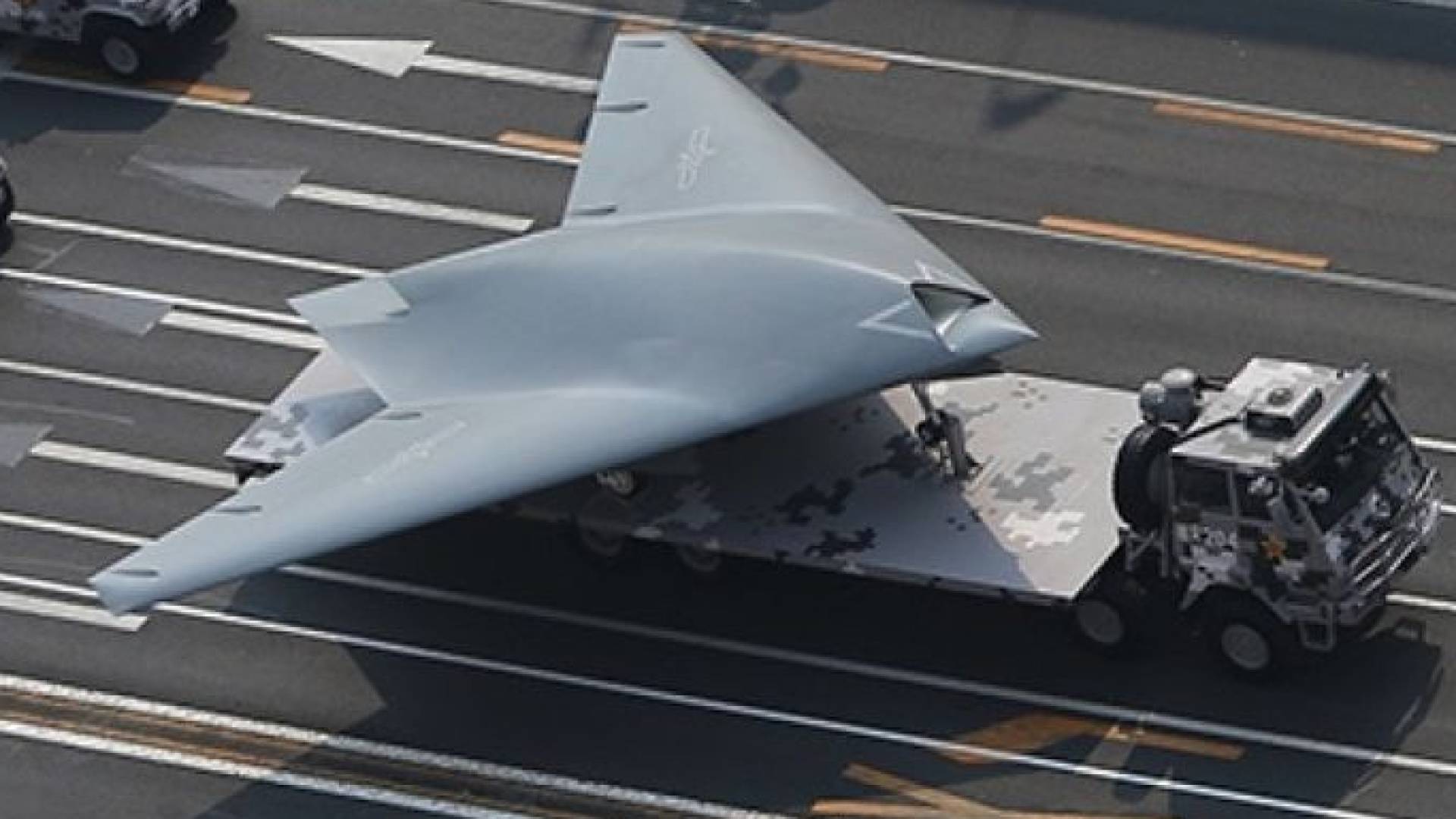 صورة حول : الصين تختبر مسيرة شبحية بعيدة المدى على حاملتها الجديدة "سيتشوان": تحول نوعي في الحرب البحرية الصين تختبر مسيرة شبحية بعيدة المدى على حاملتها الجديدة "سيتشوان": تحول نوعي في الحرب البحرية