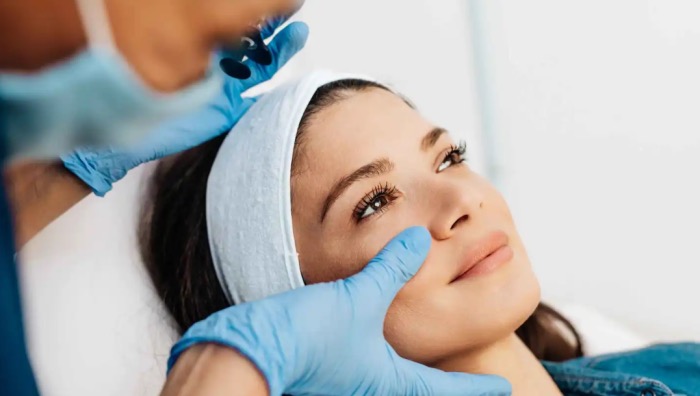 صورة حول : بوتوكس الفك.. "خلاص" من الألم و"فخ" للابتسامة: قصة الشابة الأمريكية بايلي تيرنر بوتوكس الفك.. "خلاص" من الألم و"فخ" للابتسامة: قصة الشابة الأمريكية بايلي تيرنر