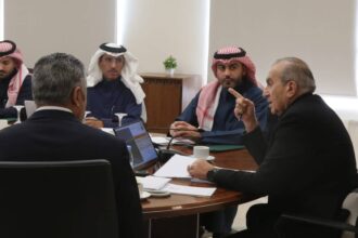 الأشغال تبحث مع الصندوق السعودي للتنمية تقدم مشاريع المدارس والمستشفيات الممولة سعودياً