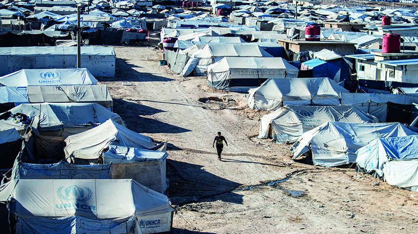 الحكومة تتجه لإغلاق ملف الأراضي المقام عليها مخيمات بعد 78 عاماً