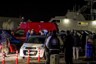 مقتل 15 مهاجراً في تصادم بين خفر السواحل اليوناني وزورق سريع