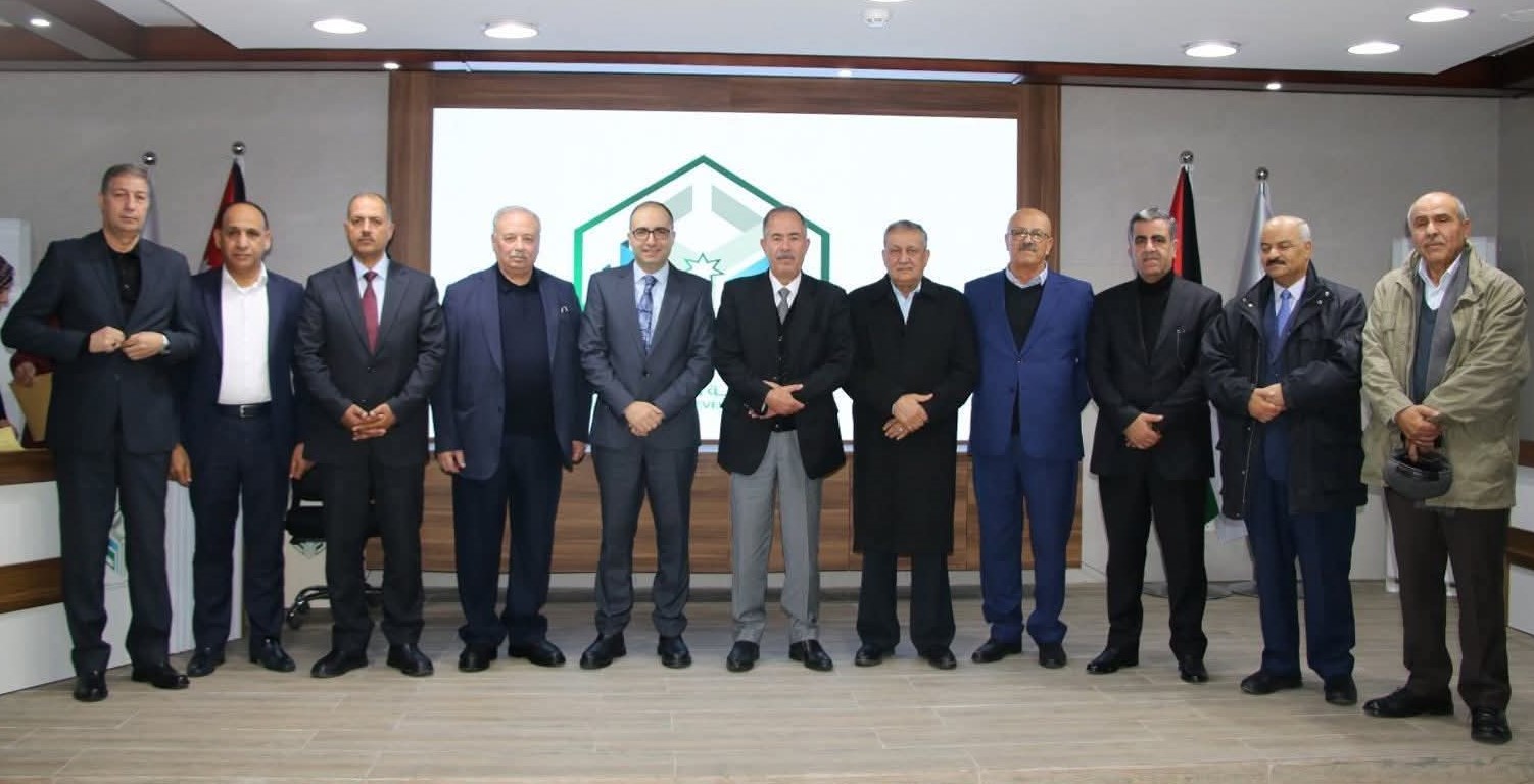 صورة حول : المفرق الكبرى تعزز استقرارها المالي بتوقيع اتفاقية إعادة جدولة المديونية المفرق الكبرى تعزز استقرارها المالي بتوقيع اتفاقية إعادة جدولة المديونية