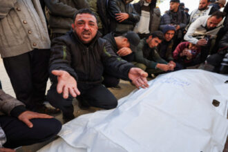 استشهاد فلسطيني متأثرًا بإصابته في قصف الاحتلال بخان يونس