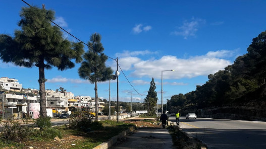 وزارة الأشغال تبدأ أعمال تأهيل شبكات الإنارة على طرق حيوية في المملكة