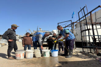 فيليب لازاريني: جهود الأونروا تحد من الكارثة الإنسانية في غزة