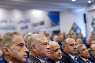 عاجل| الملك يرعى احتفالية مئوية غرفة تجارة عمّان ويؤكد دعم الاقتصاد الوطني