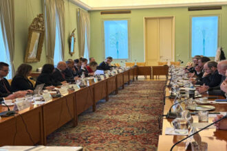 الأردن والتشيك يعززان شراكتهما السياسية في مشاورات موسّعة ببراغ