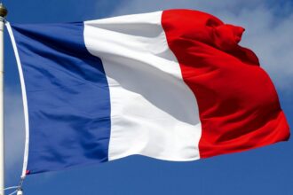 فرنسا تدين قرارات إسرائيل بشأن الضفة الغربية وتحذر من تقويض السلام