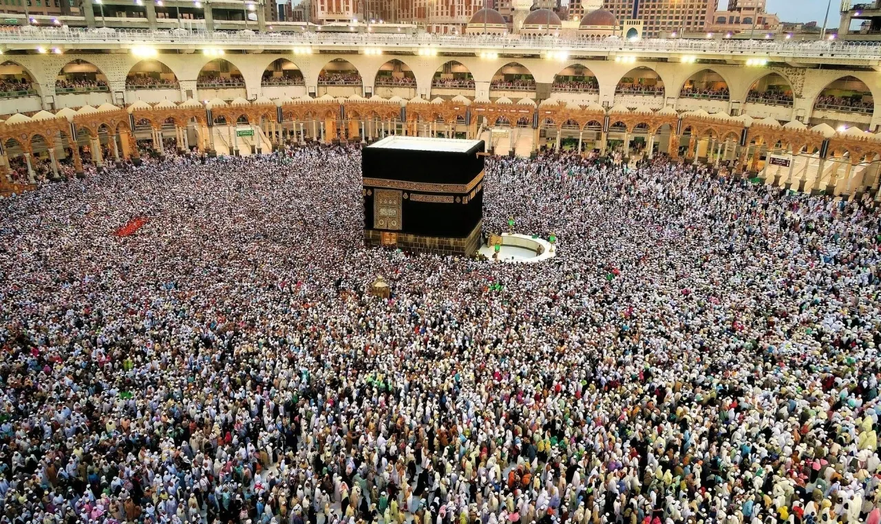 شركات الحج والعمرة بالضفة الغربية تعلن الإضراب عن موسم الحج الحالي