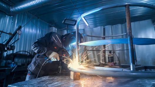 صورة حول : انخفاض أسعار المنتجين الصناعيين بنسبة 0.75% خلال عام 2025 انخفاض أسعار المنتجين الصناعيين بنسبة 0.75% خلال عام 2025