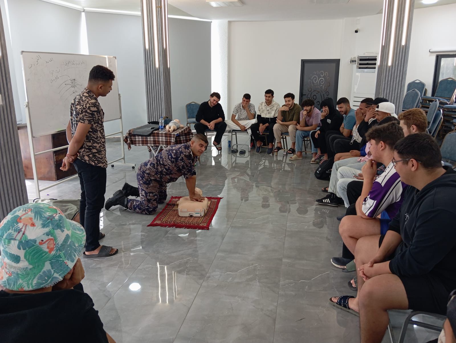 اختتام دورة الإنقاذ المائي الثانية في العقبة لتأهيل 20 شابًا ومنح رخص رسمية