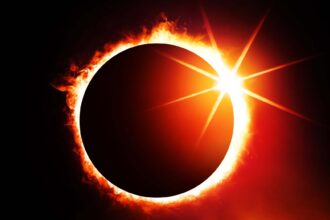 "حلقة النار" تزين السماء.. العالم على موعد مع أول كسوف شمسي في 2026