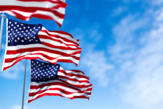 الولايات المتحدة تنهي الحماية المؤقتة لليمنيين المقيمين فيها